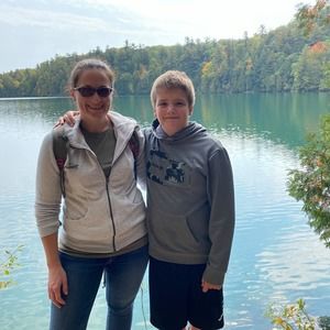 Meet your Posher, Caroline